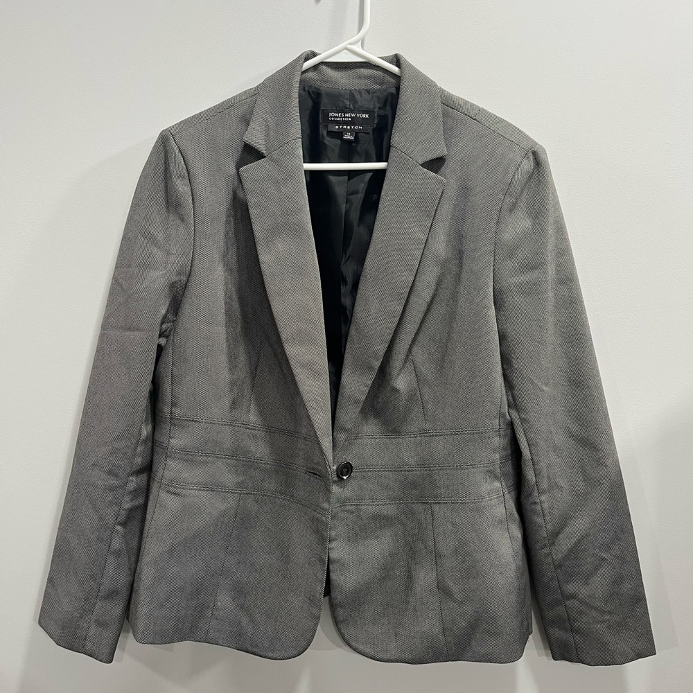 Women’s Suit Jacket